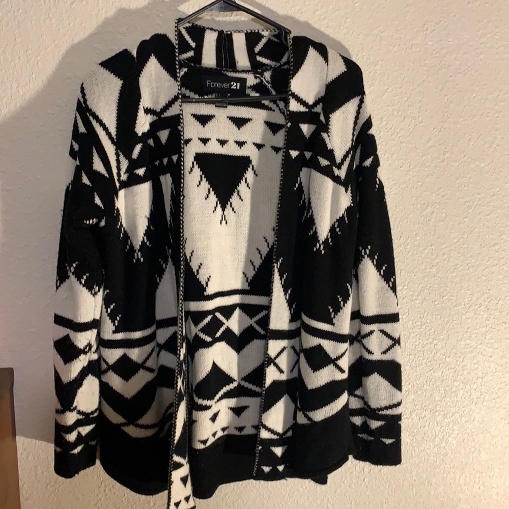 Forever 21 patterned cardigan